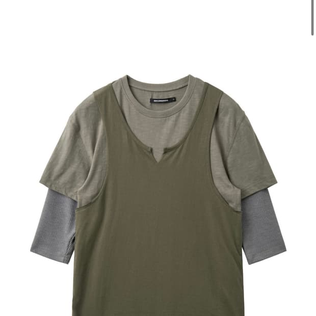 해칭룸 triple layered tee olive