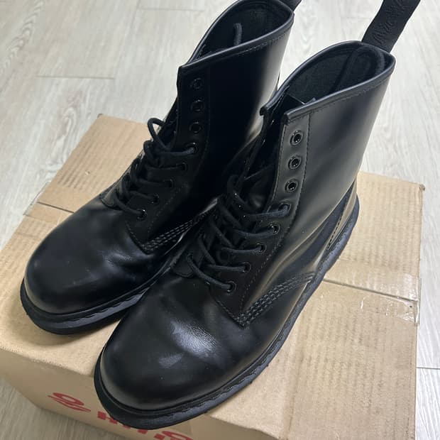 [280] 닥터마틴 1460 모노