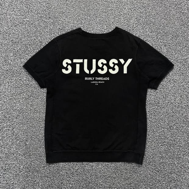 Name : 스투시 스펠아웃 후면 빅로고 블랙컬러 반팔티 :) 