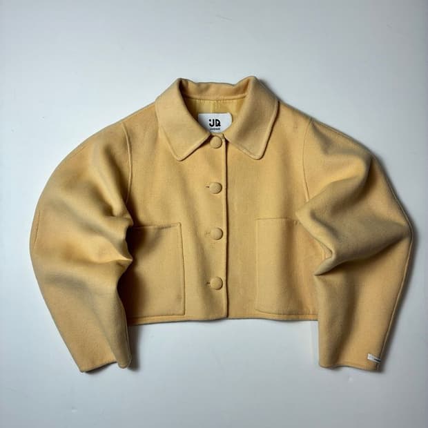 주디크 Judyque 울 핸드메이드 크롭 자켓 PN8324