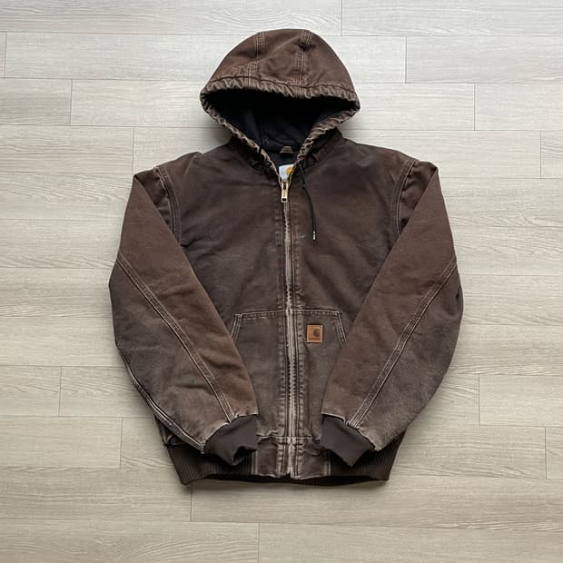 칼하트 j130 DKB 다크 브라운 액티브 자켓 샌드스톤
