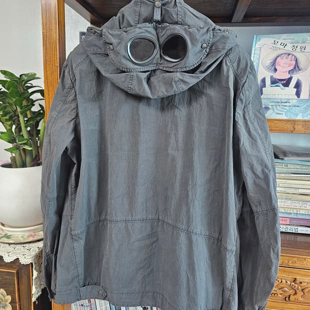 희귀 매물 씨피컴퍼니 CP 컴퍼니 고글 자켓 팔아요  100 105 xl