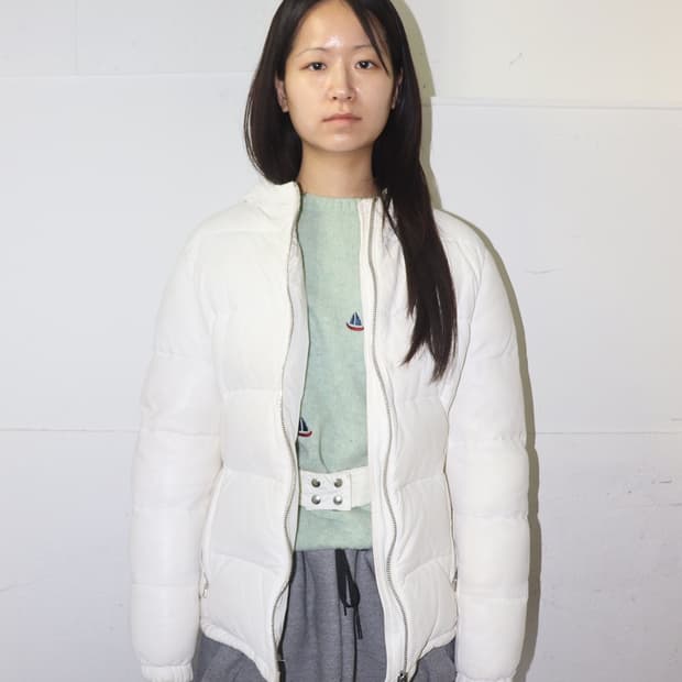 프라다 포 레더 푸퍼 화이트