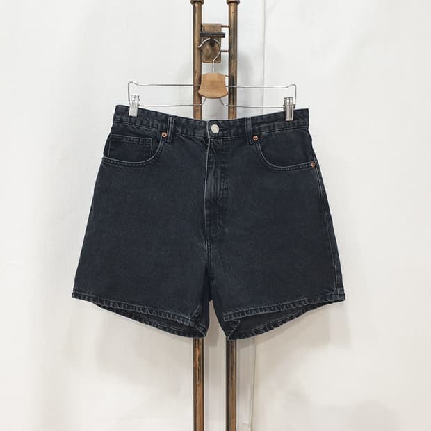 자라 zara 흑청 반바지 32