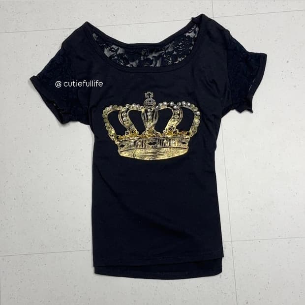 오네갸루 섹시딱붙핏 큐빅왕관 반팔티셔츠