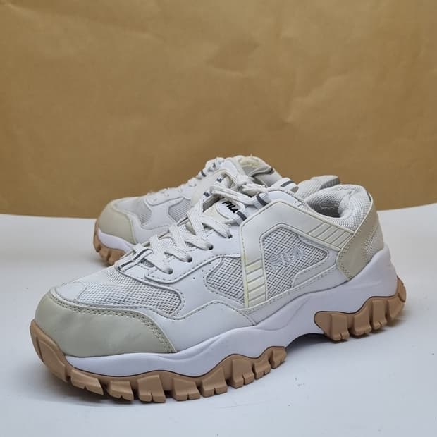휠라 뉴트렌스포스 운동화 245
