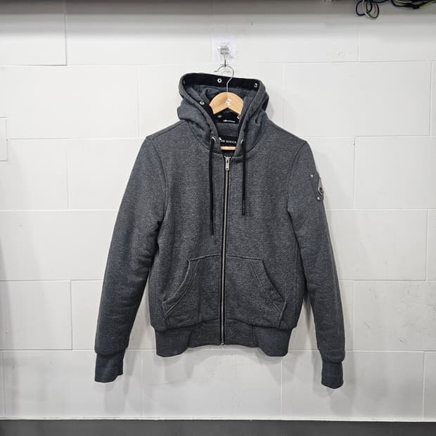 무스너클 버니스웨터 후드집업