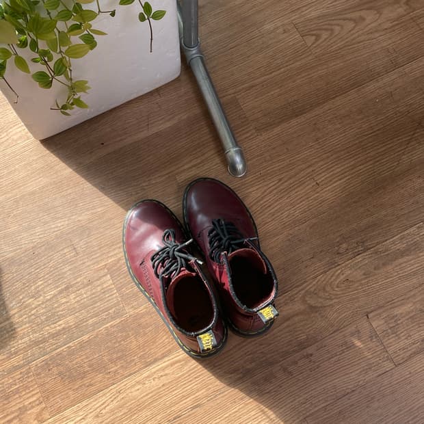 닥터마틴 체리레드 부츠