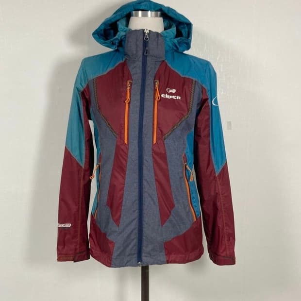 아이더후드바람막이