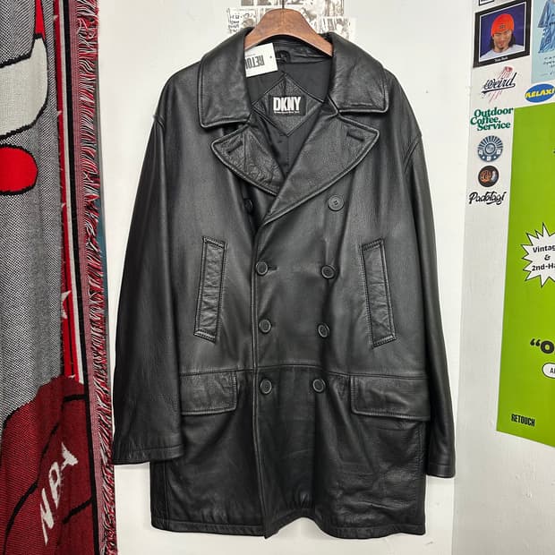 90‘s DKNY 카우레더 피코트