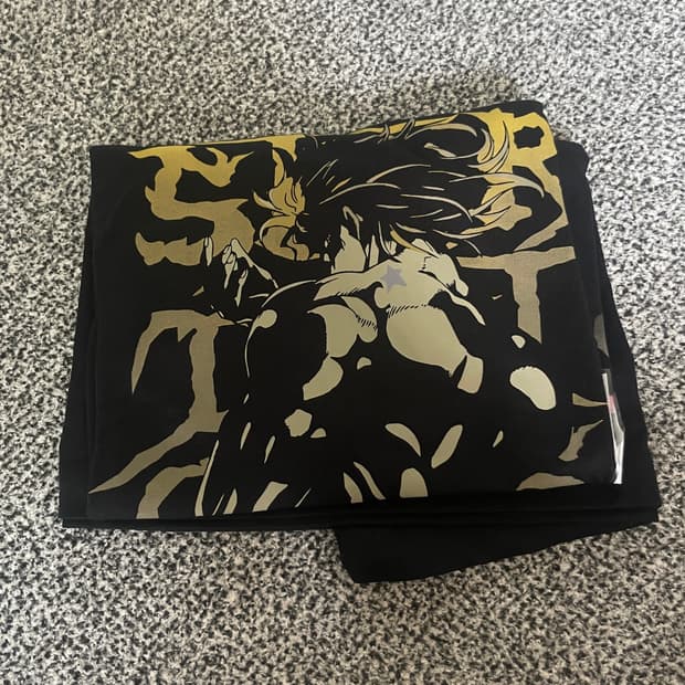 GU x 조조 jojo 콜라보 반팔티셔츠 디오 (M,L,XL) 새상품