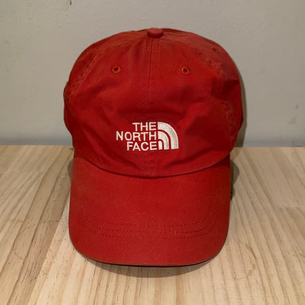 노스페이스 볼캡 
