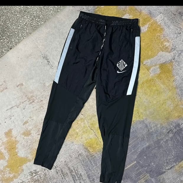 나이키 페놈 와일드런 팬츠