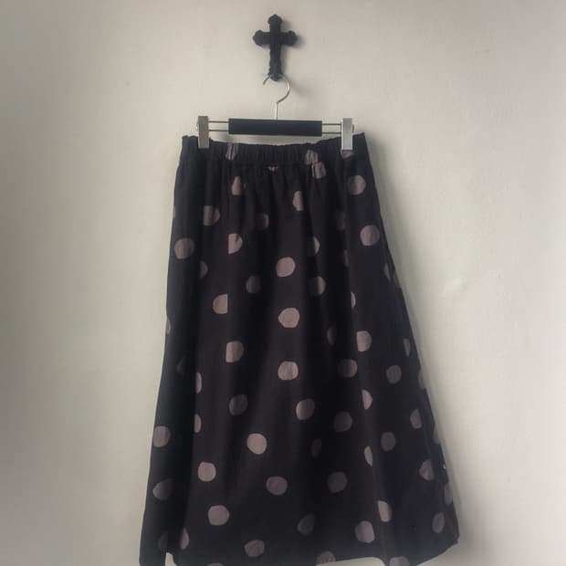 Dot pattern long skirt