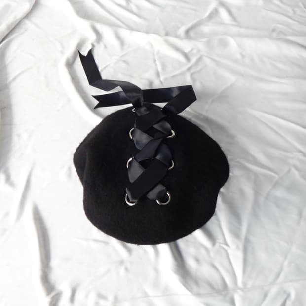 Ribbon strap beret / black