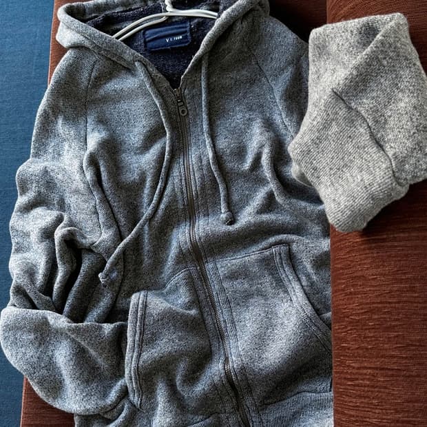 High gauge melange knitted hood zip park