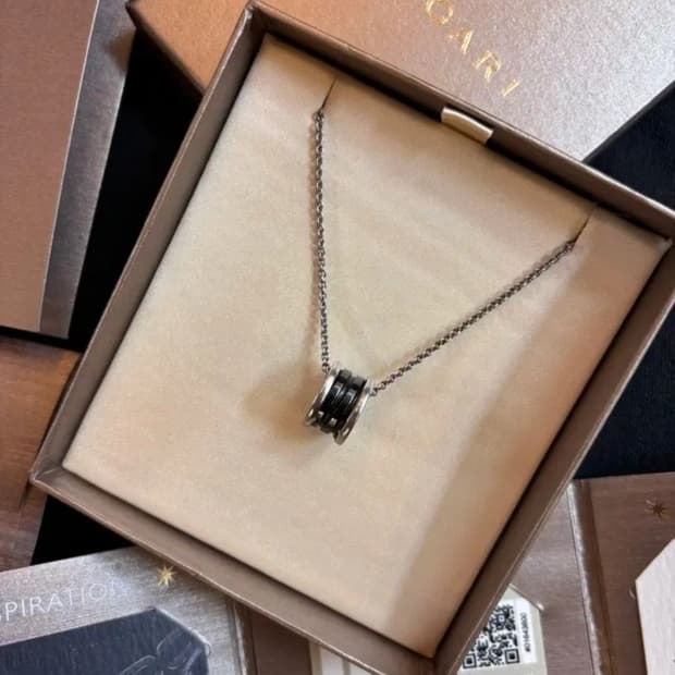 불가리 세이브더 칠드런 목걸이 