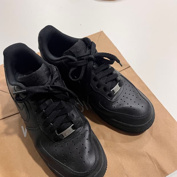 나이키 에어포스 블랙 