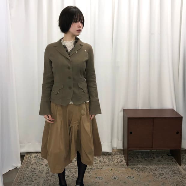 카키 슬림핏 자켓