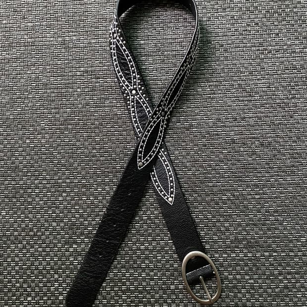 Y2K Mood Stud black Belt