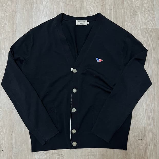 메종키츠네 자수 브이넥 니트 가디건 M 