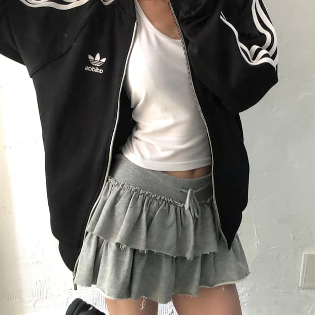 Adidas 아디다스 블랙컬러 SST 유넥 트랙탑