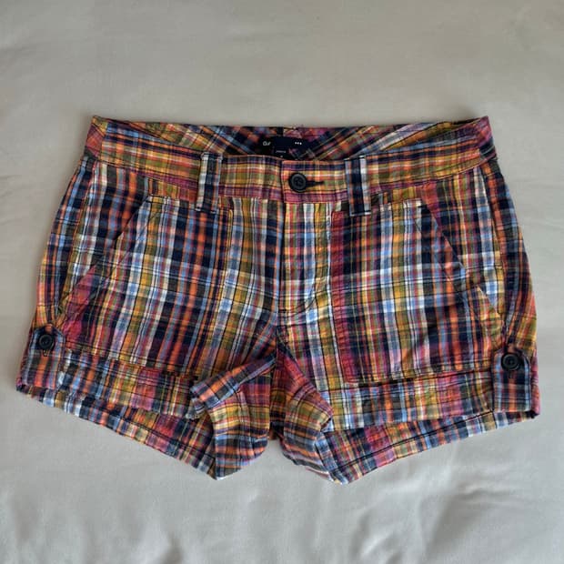 Gap 체크반바지
