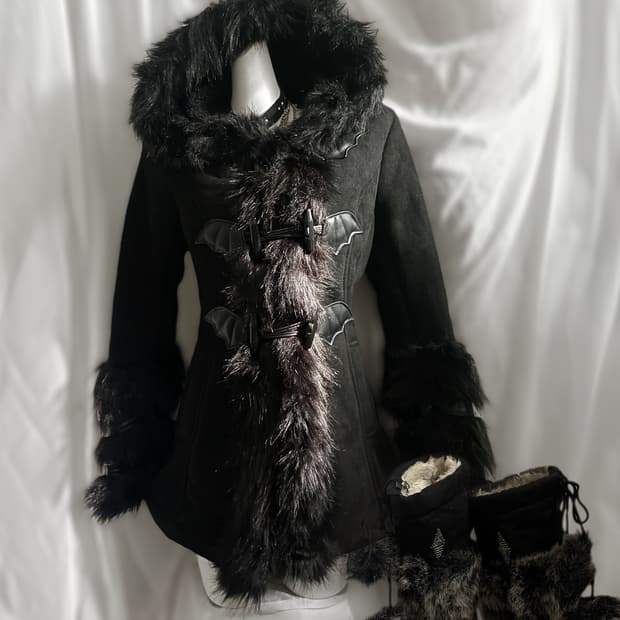 Kill star coat 킬스타 고스 퍼트리밍 코트