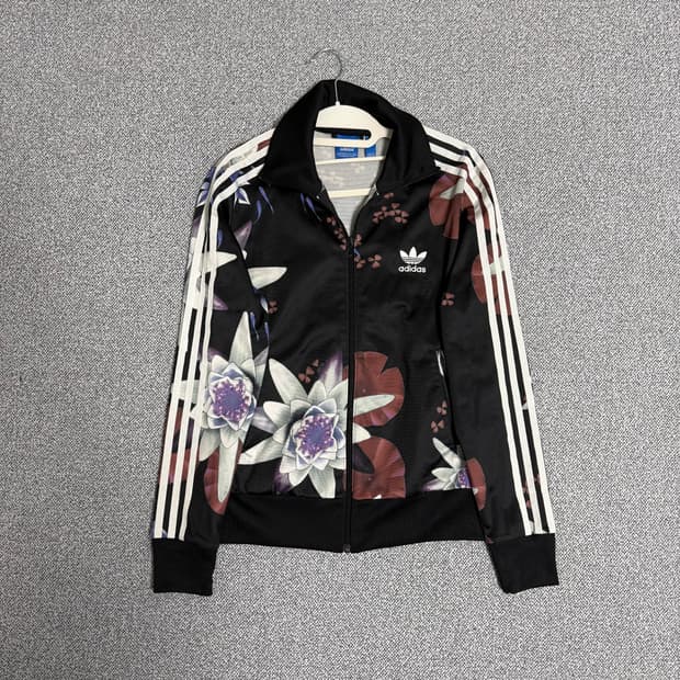아디다스 파이어버드 백로고 플라워 져지 블랙 95 트랙탑
