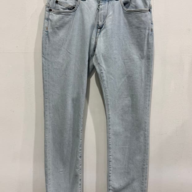 Off-White 슬림핏 청바지 31사이즈