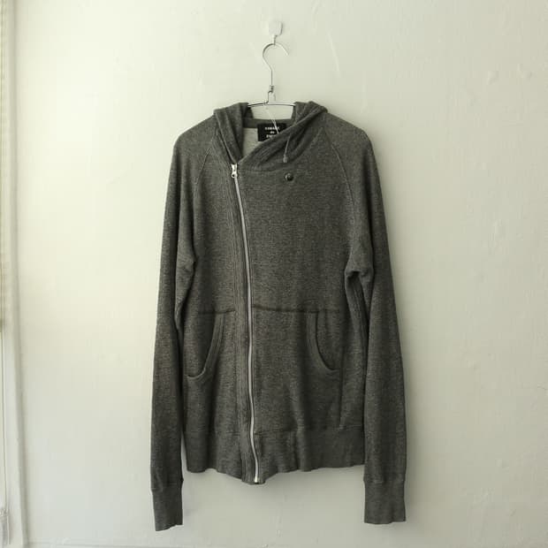 카반 드 주카 비대칭 후드 집업 자켓 