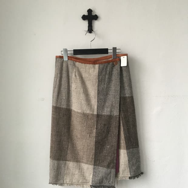 Pattern point wrap skirt