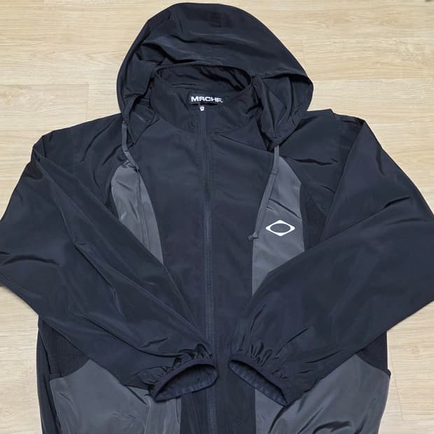 미스치프 롬버스 바람막이 S