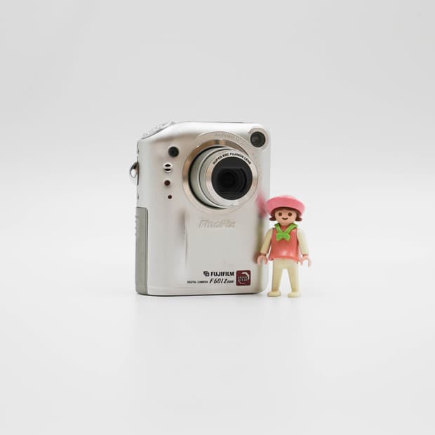 Fujifilm FinePix F601 (후지필름 파인픽스 F601)