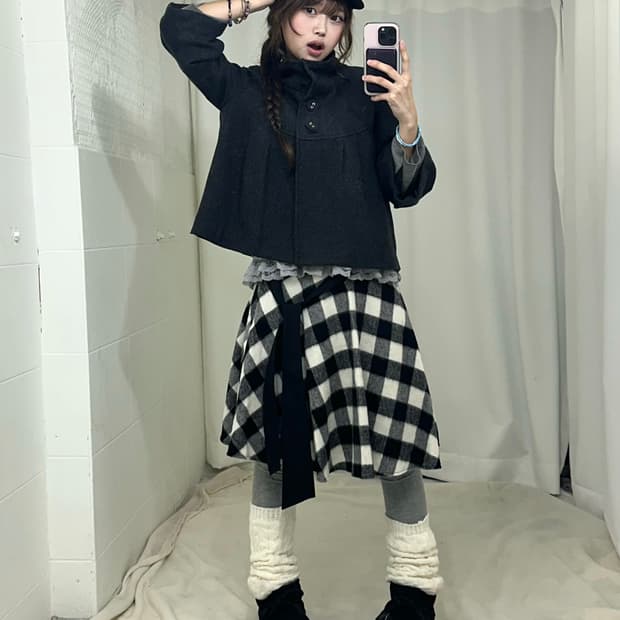 세실맥비 무채색 니혼진 하이넥코트 코디세트