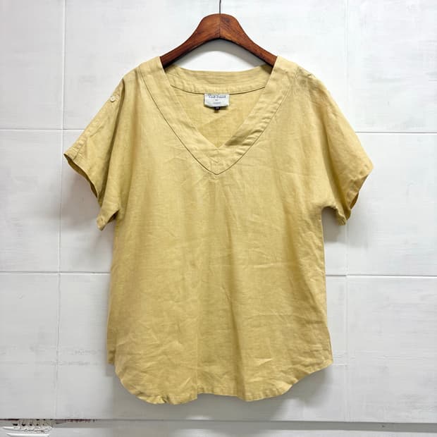 Le Minor 르미너 머스타드 브이넥 린넨 블라우스 38 JPN