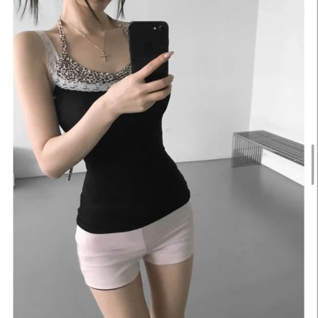 디에어타운 레오파드 레이스 나시 블랙 갸루