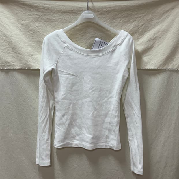 브랜디멜빌 오픈숄더 탑