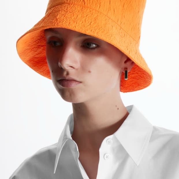코스 버킷햇 오렌지