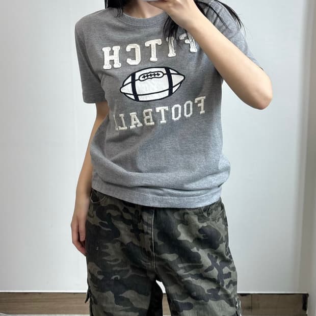 아베크롬비 그레이 반팔 티셔츠