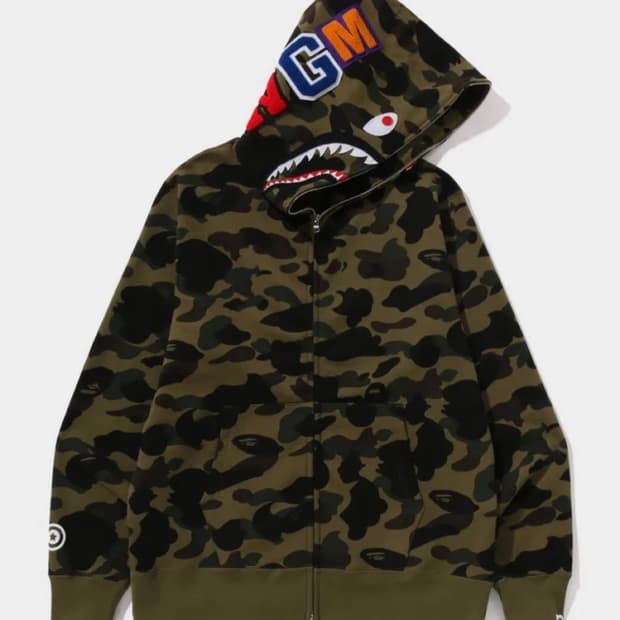 새상품)25fw 베이프 퍼스트 카모 샤크 후드집업 L bape 산산기어