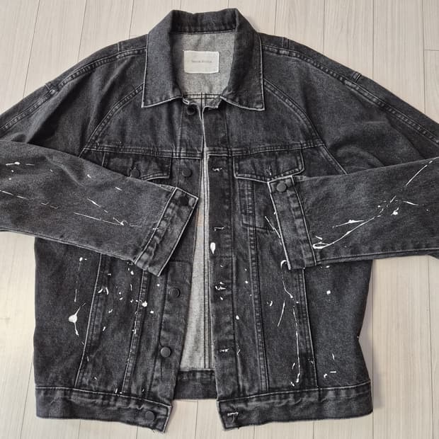 [브랜드/제품명] 데님 홀릭(Denim Holics) 페인팅 흑청 데님