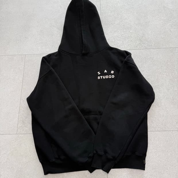 IAB STUDIO 후드티