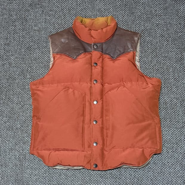 슈가케인 구스다운 레더 베스트