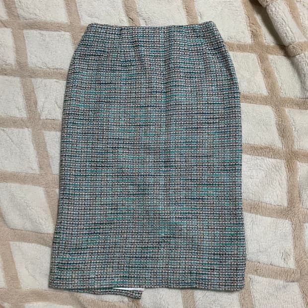 트위드 미디 스커트
