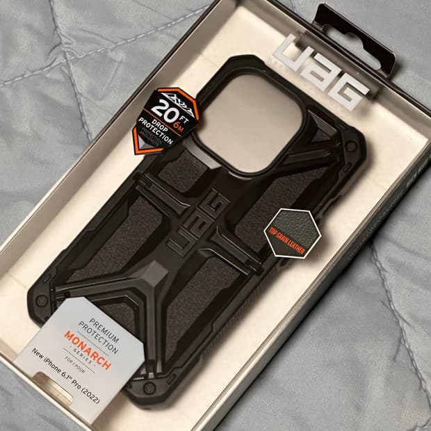 UAG 아이폰 14프로 케이스