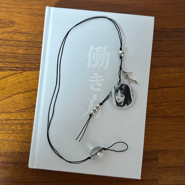 <handcrafted> 끈갈피: 토미에 원형 실버