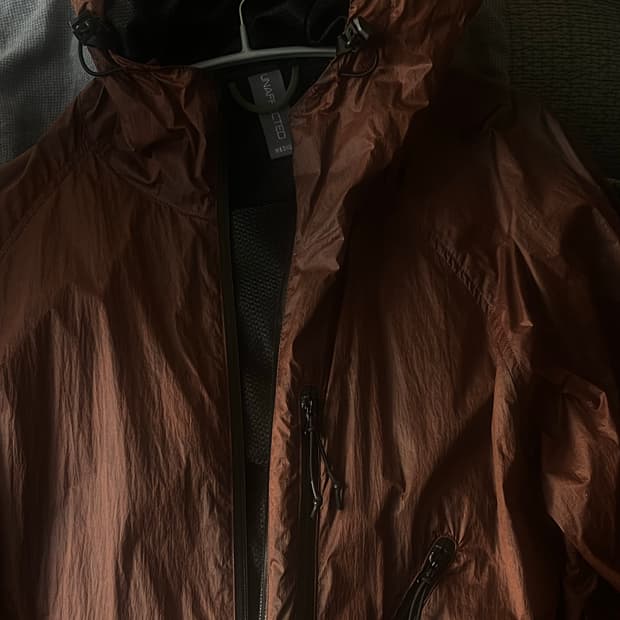 언어펙티드 바람막이 m