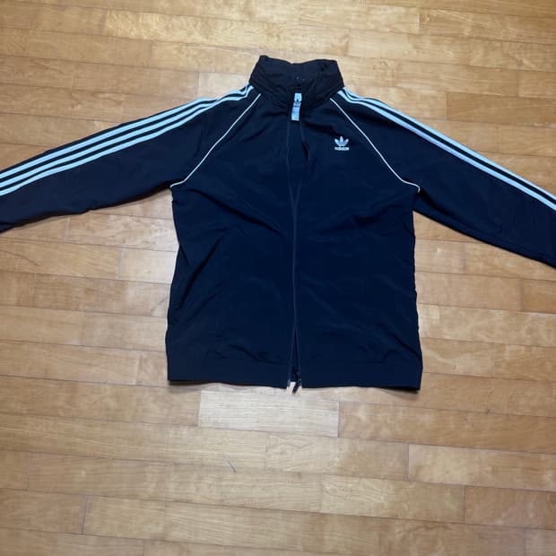 아디다스 트랙탑