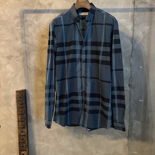 버버리 노바체크 버튼다운 셔츠 100